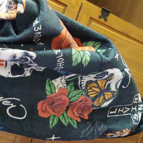 ALF Blanket - Picture 11 of 15